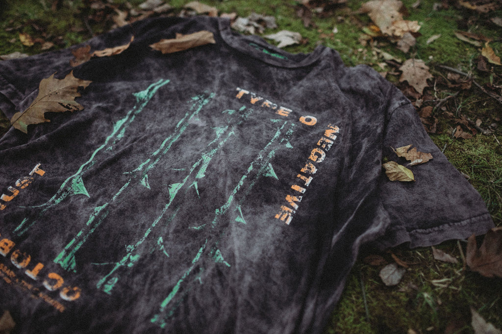 เสื้อยืดวินเทจ October Rust