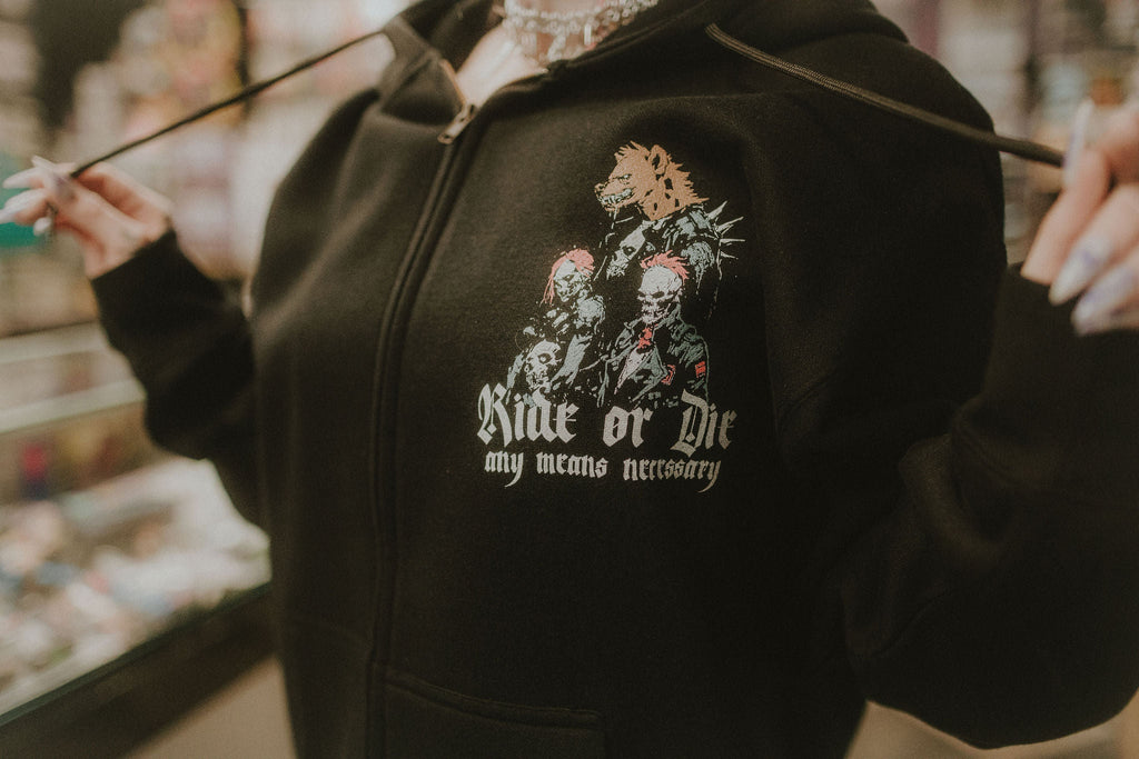 เสื้อฮู้ดซิปหน้า Ride or Die