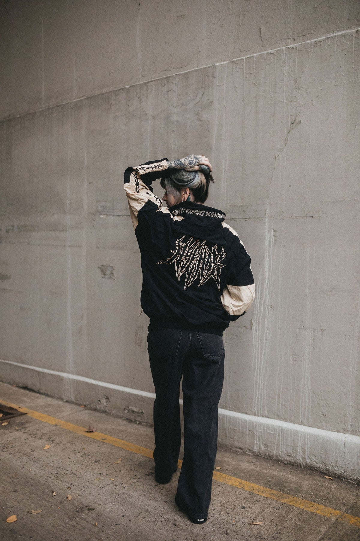 เสื้อกันลมพายุฝุ่น
