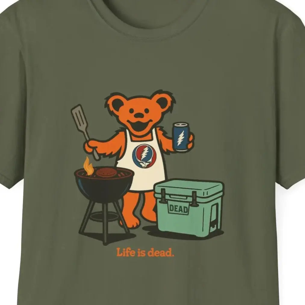Grillin' Bear - เสื้อยืด Life is Dead