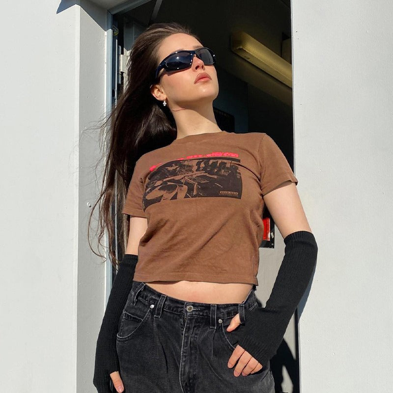 เสื้อยืดลายกราฟิกคลาสสิกร็อกสำหรับผู้หญิง เสื้อยืดคอตตอนแขนสั้นคอกลมฤดูร้อน