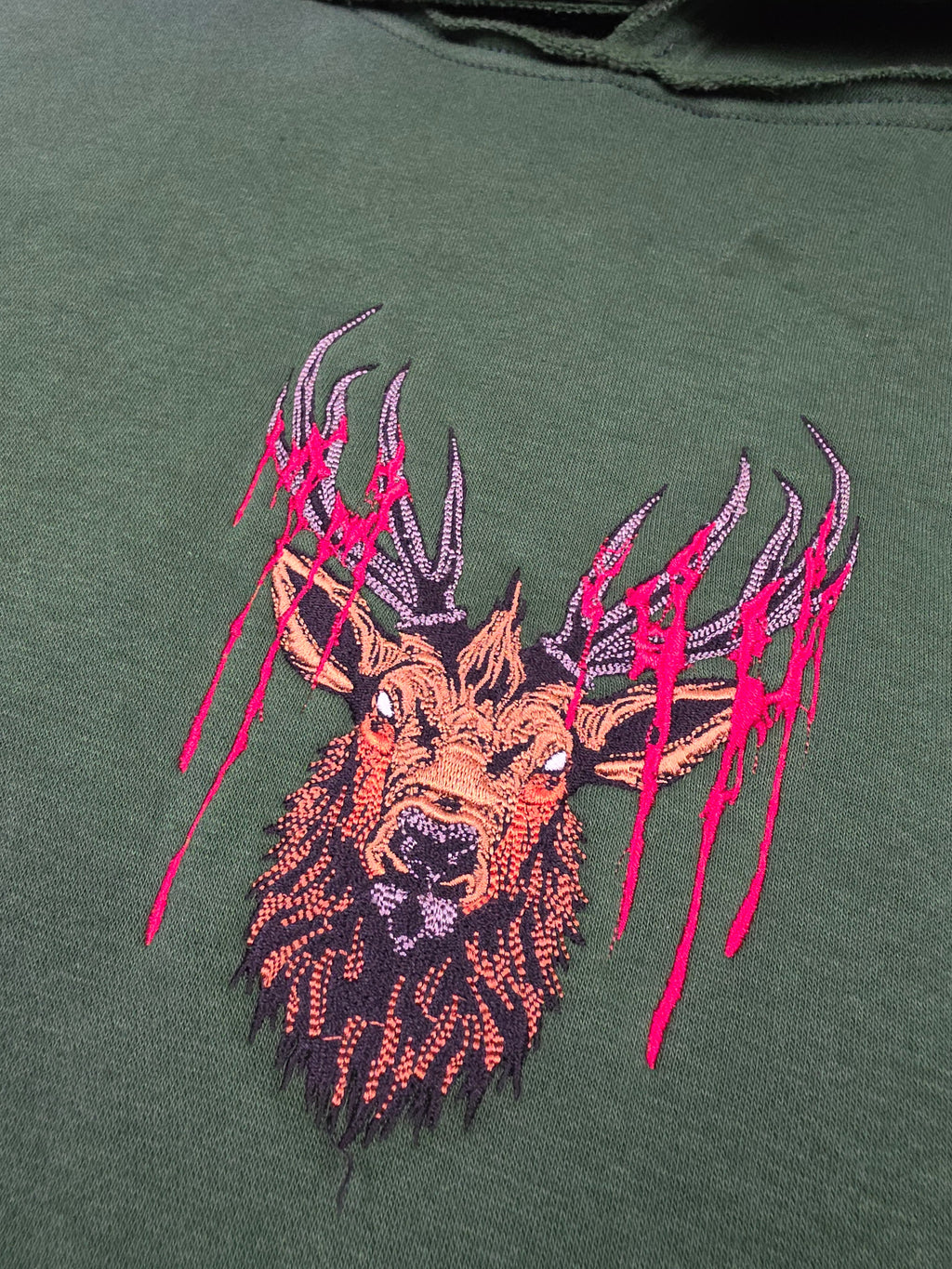 เสื้อฮู้ดแบบสวม Trophy สีเขียว