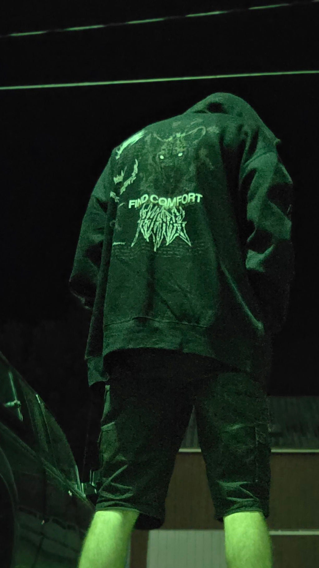 เสื้อฮู้ดแบบสวม Mantra
