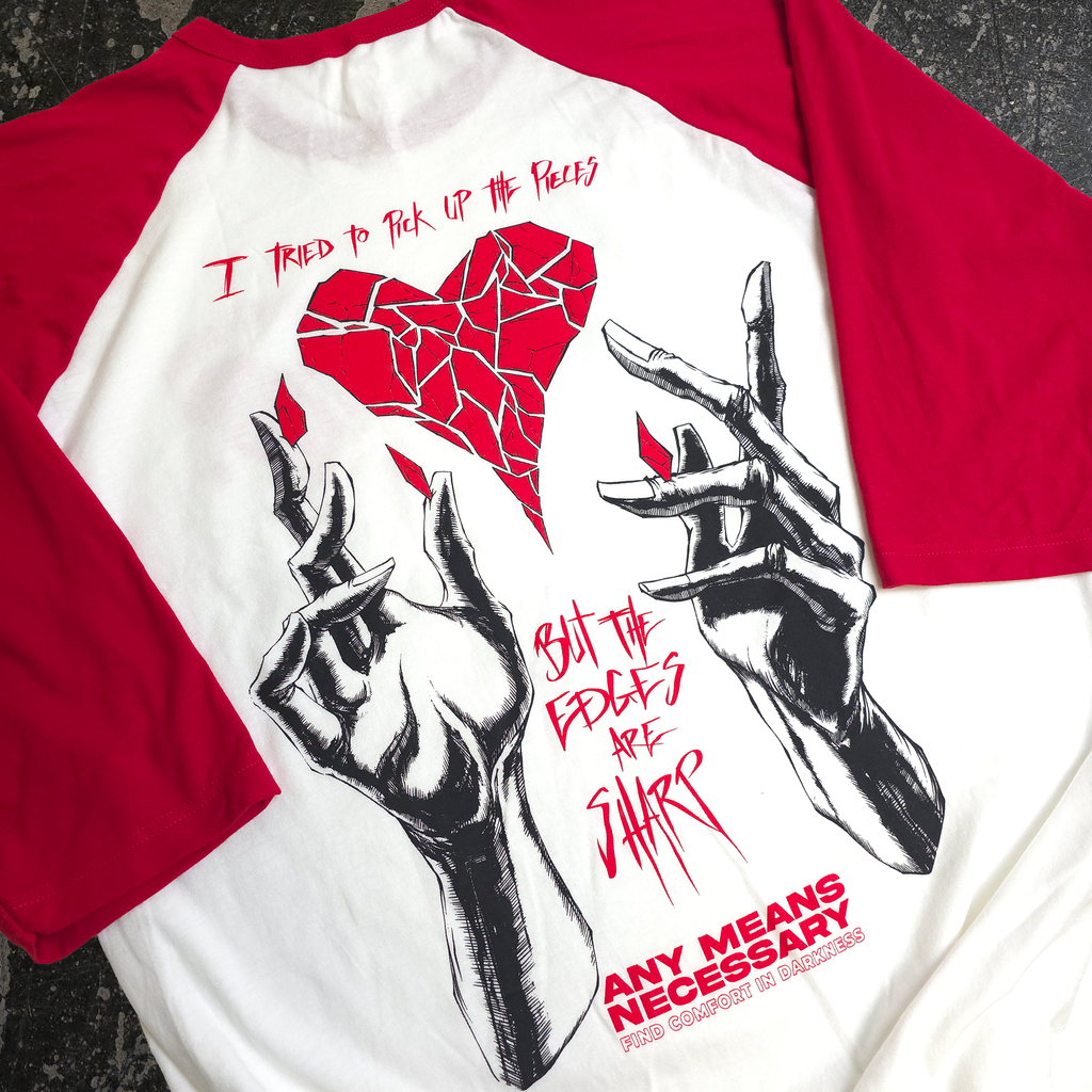 เสื้อยืดแขน 3/4 ลายขอบคม