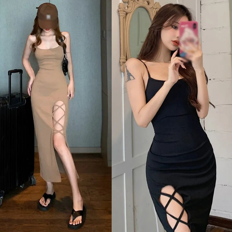 ชุดเดรสเข้ารูปทรงฝรั่งเศส สายเดี่ยวผ่าเฉียง