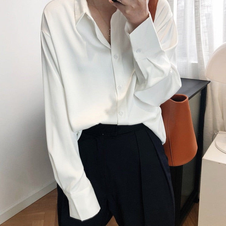 เสื้อเชิ้ตผ้าซาตินแขนยาวปกพับ ดูหรูหรา เหมาะสำหรับชุดทำงานสุภาพสตรีในออฟฟิศ