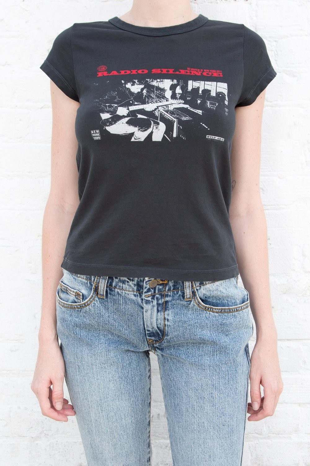 เสื้อยืดลายกราฟิกคลาสสิกร็อกสำหรับผู้หญิง เสื้อยืดคอตตอนแขนสั้นคอกลมฤดูร้อน