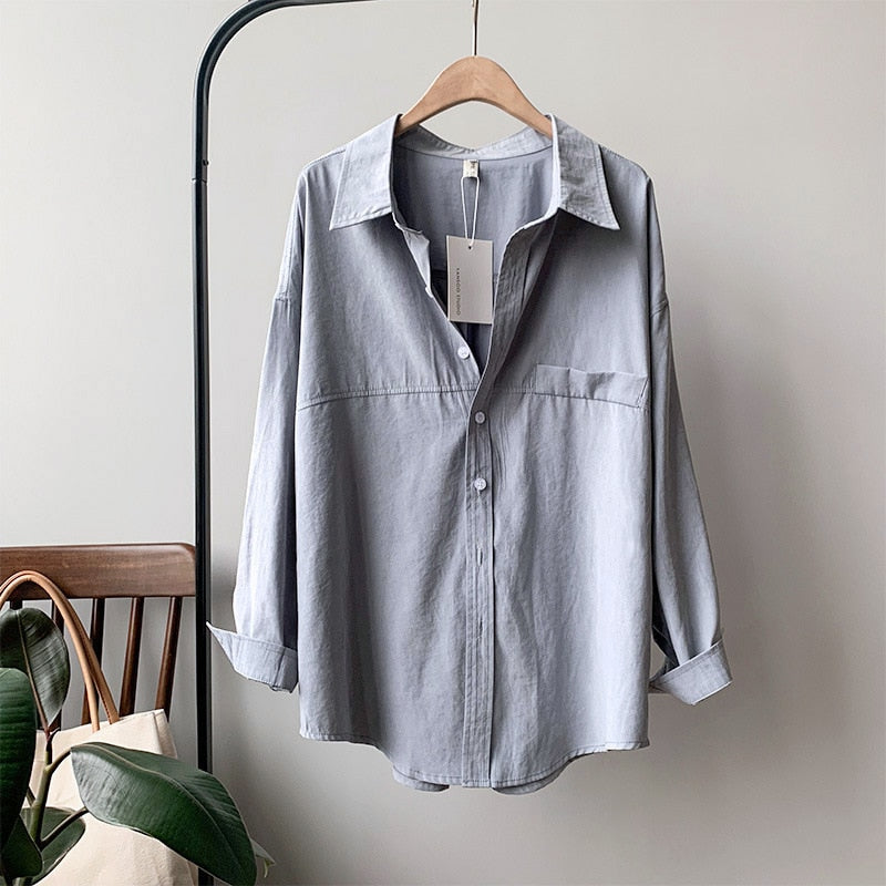 เสื้อเชิ้ตผู้หญิงคอปกพับสีพื้นทรงหลวม เสื้อเบลาส์ฤดูใบไม้ผลิและฤดูร้อน