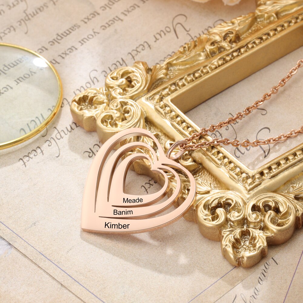 สร้อยคอจี้หัวใจ 3 ดวงแบบสั่งทำพิเศษ พร้อมสลักชื่อเฉพาะบุคคล