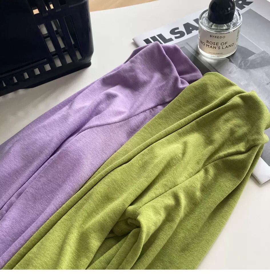 เสื้อแขนยาวผู้หญิง สีลูกกวาด เสื้อยืดรัดรูปแบบเซ็ตสองชิ้นหลอก สำหรับผู้หญิง