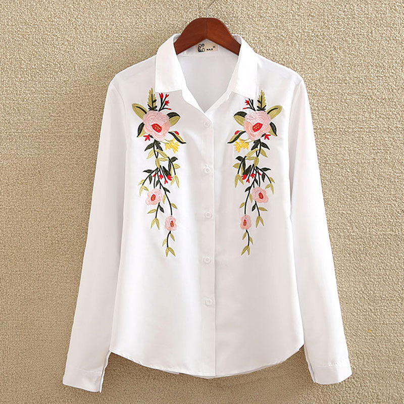 เสื้อเชิ้ตสตรีปักลายดอกไม้ สีขาว ทรงเข้ารูป แขนยาว ไซส์ใหญ่