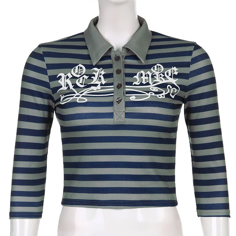 เสื้อพิมพ์ลายโกธิค เสื้อยืดลายทางสุดน่ารัก สไตล์ดาร์กอะคาเดเมียและเทควีร์ เสื้อเชิ้ตคอวีแขนสั้นเสื้อสเวตชาร์ต