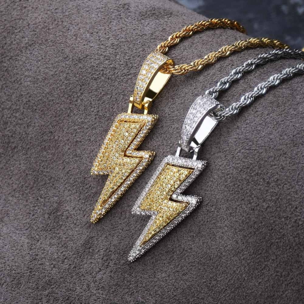 จี้สายฟ้า Bling ประดับเพชรเทียมเต็มพวง พร้อมสร้อย Tennis Chain วัสดุทองแดง เครื่องประดับฮิปฮอปสำหรับผู้ชาย ของขวัญ