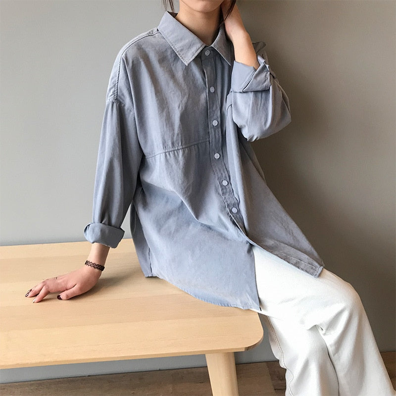 เสื้อเชิ้ตผู้หญิงคอปกพับสีพื้นทรงหลวม เสื้อเบลาส์ฤดูใบไม้ผลิและฤดูร้อน