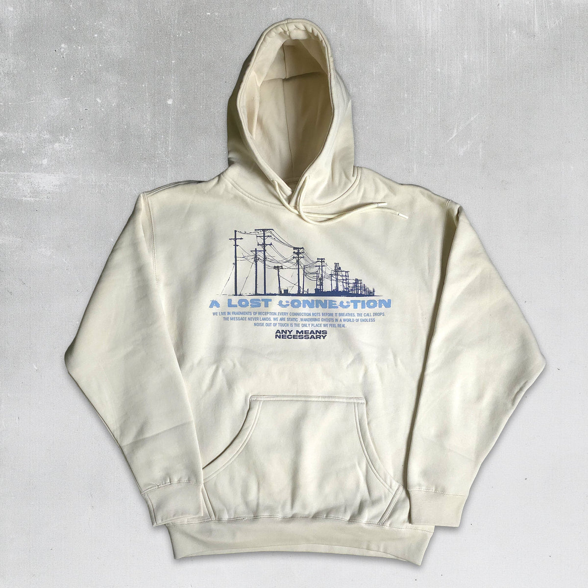 เสื้อฮู้ดแบบสวม Lost Connection สีขาวกระดูก