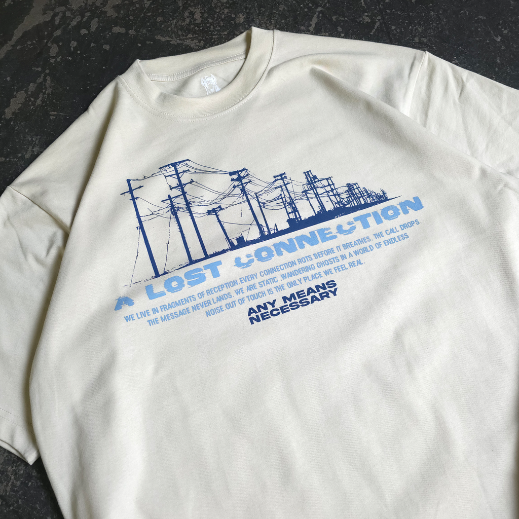 เสื้อยืด Lost Connection สีขาวกระดูก