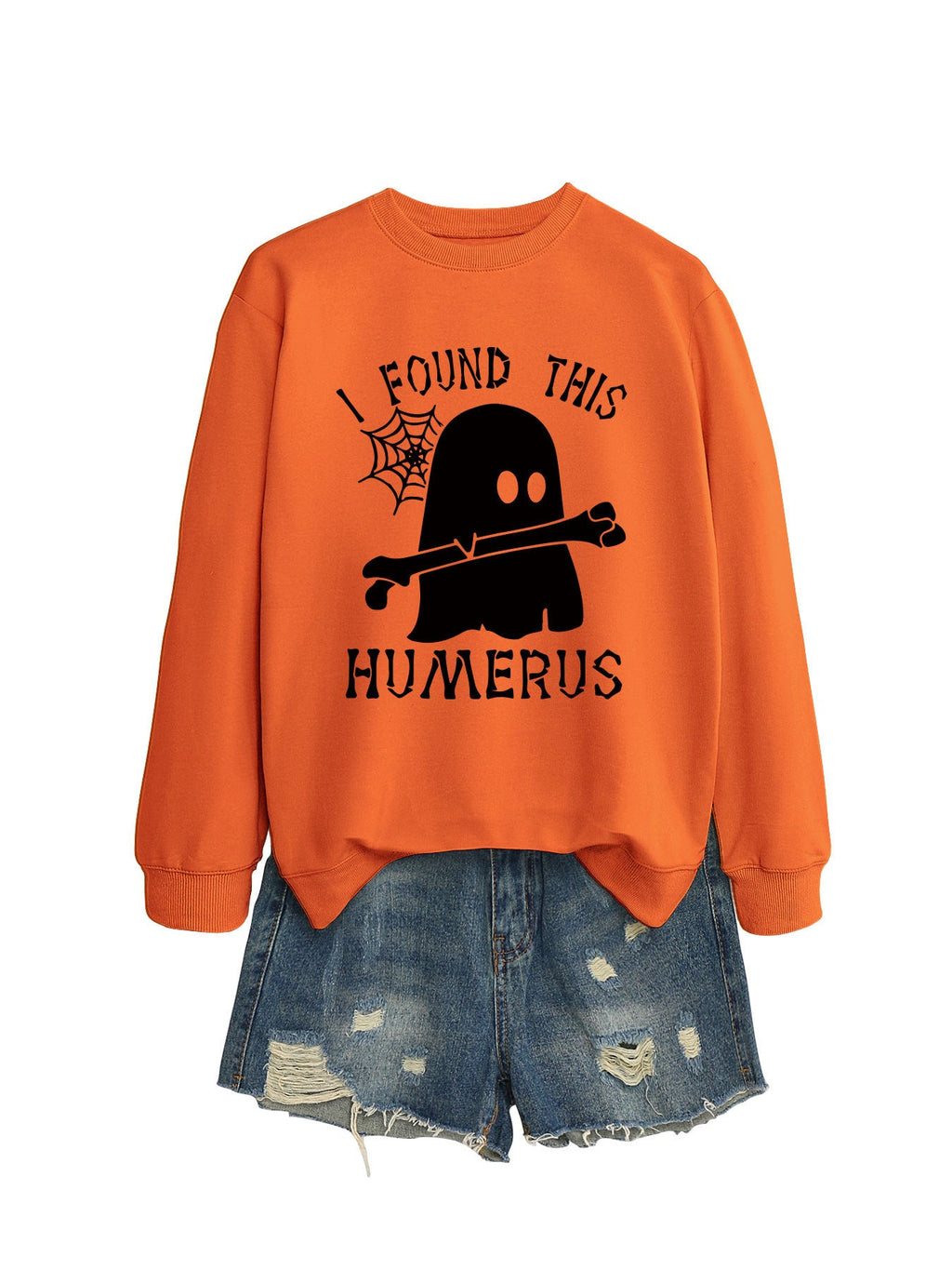 ฉันเจอเสื้อสเวตเตอร์คอกลมทรงหลวม HUMERUS ตัวนี้
