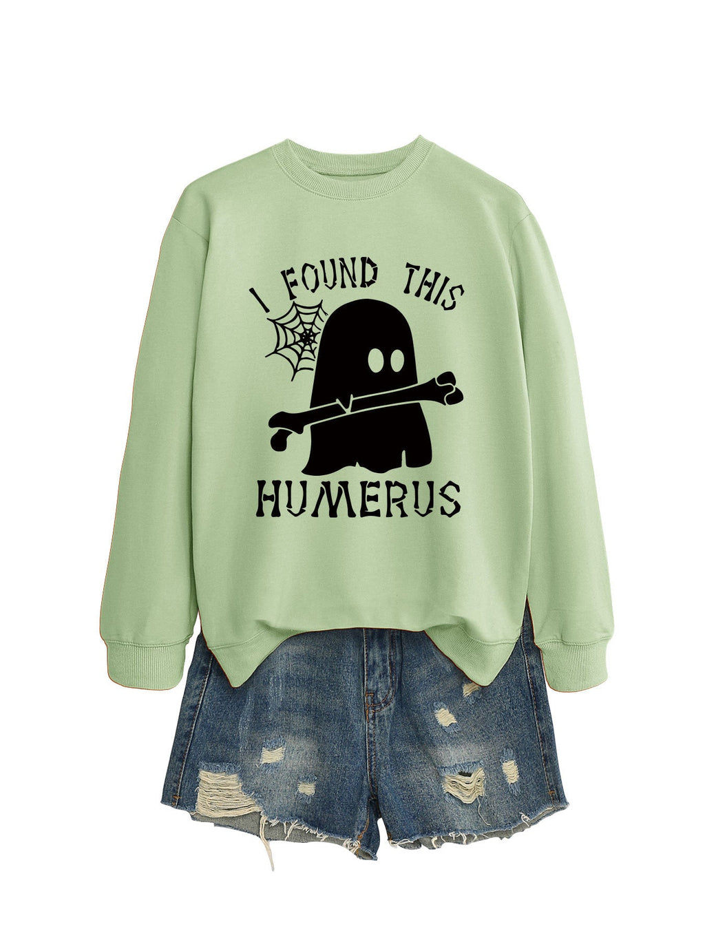 ฉันเจอเสื้อสเวตเตอร์คอกลมทรงหลวม HUMERUS ตัวนี้