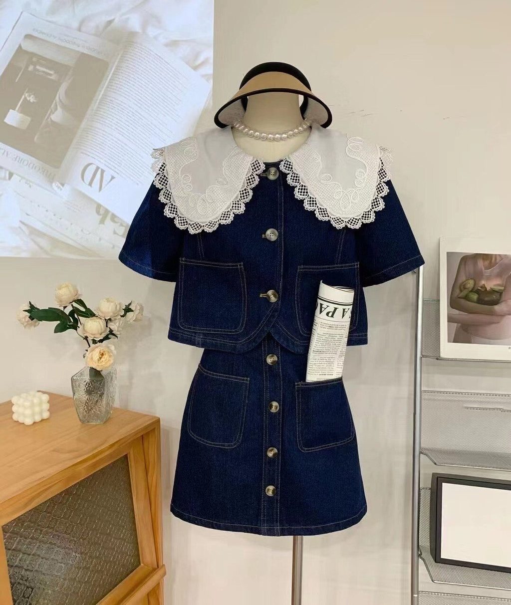 ชุดยีนส์ฤดูร้อนสุดหวาน เสื้อคอปกพีเตอร์แพนแต่งลูกไม้ กระดุมแถวเดียว + กระโปรงเอไลน์เอวสูง