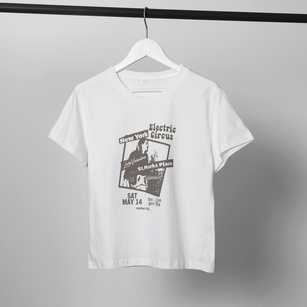 เสื้อครอปลายกีตาร์สำหรับผู้หญิง เสื้อยืดคอตตอนแขนสั้นคอกลมสำหรับฤดูร้อน เสื้อยืดสตรีทแวร์ลำลอง