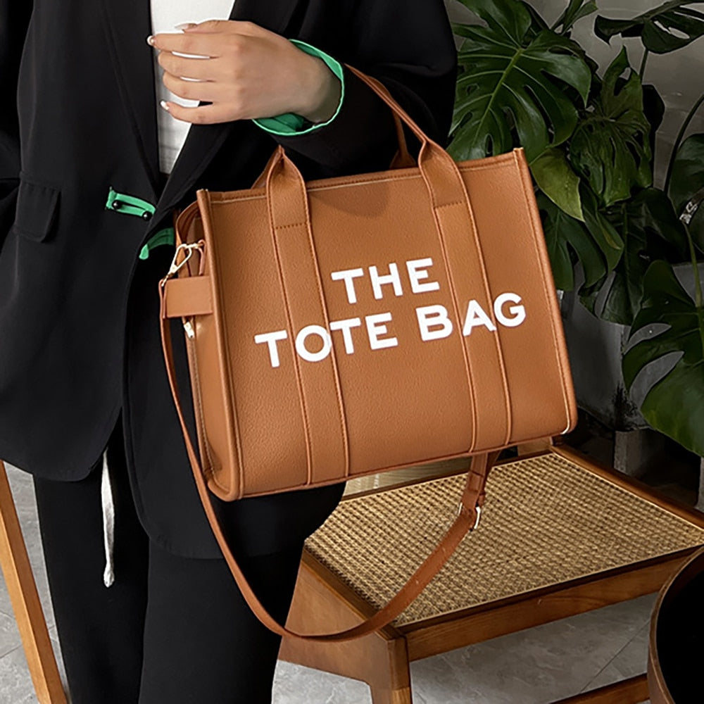 กระเป๋าทรง Tote สำหรับผู้หญิง สะพายข้าง ลำลอง ใบใหญ่ หนัง PU