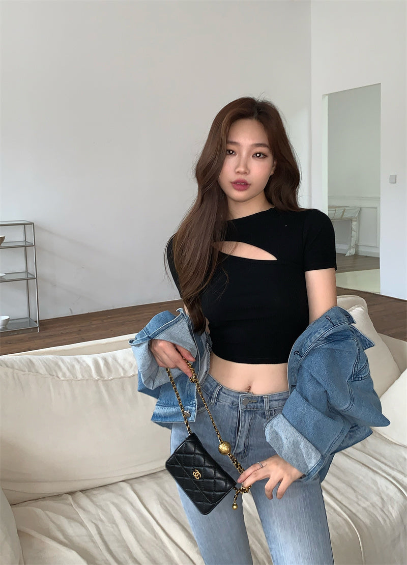 เสื้อยืดผู้หญิงฤดูร้อน ลายฉลุ คอกลม ทรงครอป ทรงไม่สมมาตร รัดรูป แขนสั้น