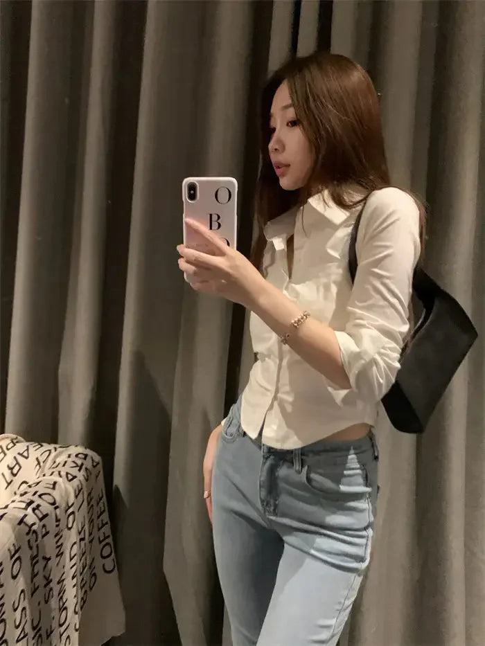 เสื้อเชิ้ตผู้หญิง พับแขน ทรงสลิม คาร์ปท็อป ดีไซน์ใส่ได้ทุกวัน