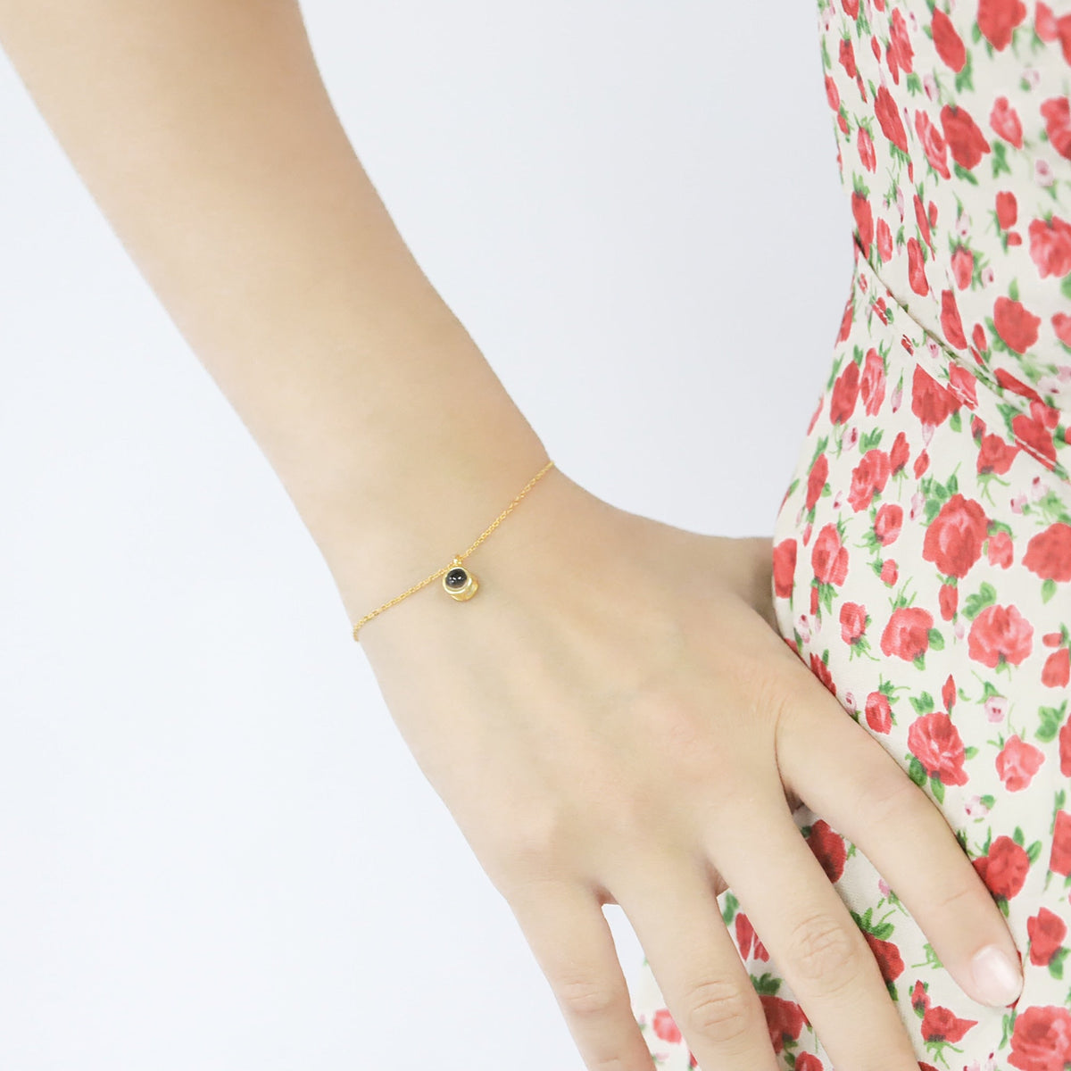 สร้อยข้อมือโปรเจกเตอร์รูปภาพสั่งทำพิเศษ “I Love You” 100 ภาษา