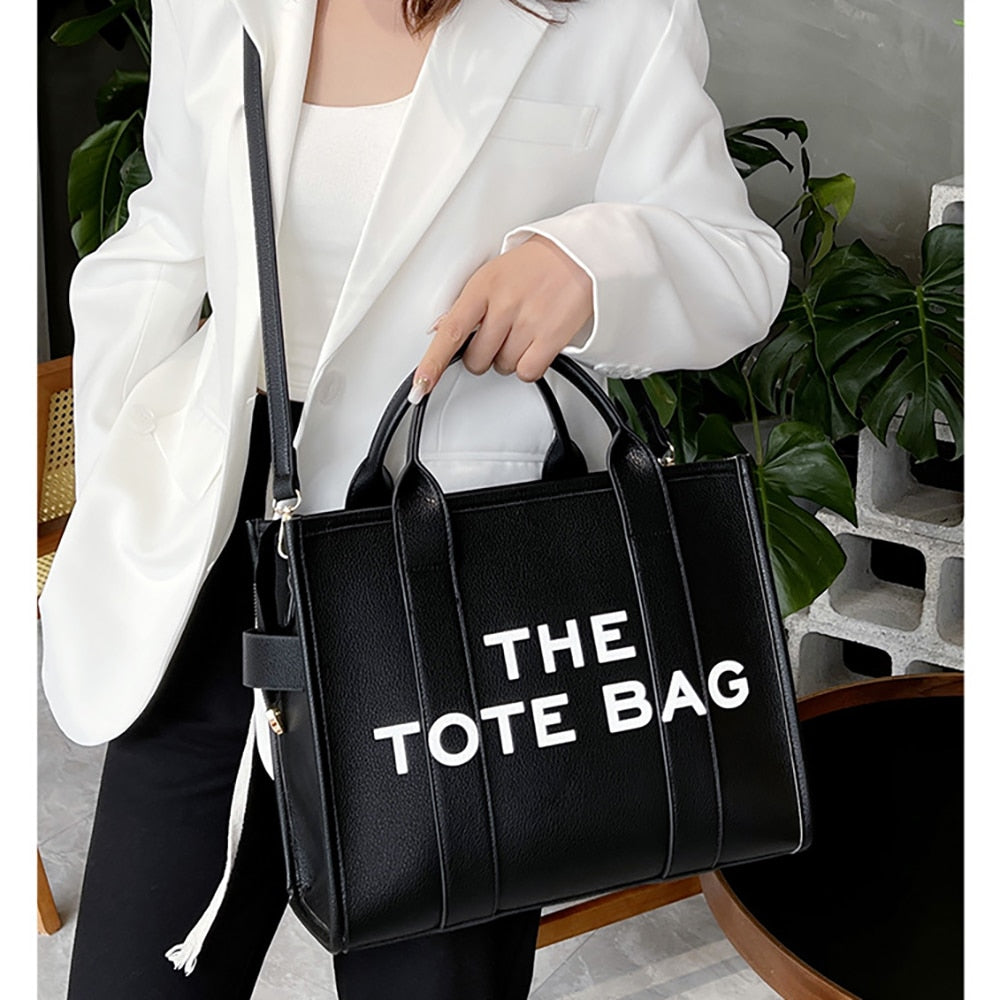 กระเป๋าทรง Tote สำหรับผู้หญิง สะพายข้าง ลำลอง ใบใหญ่ หนัง PU