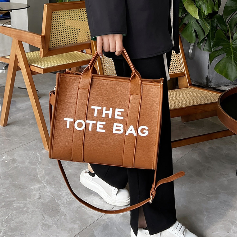 กระเป๋าทรง Tote สำหรับผู้หญิง สะพายข้าง ลำลอง ใบใหญ่ หนัง PU