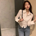เสื้อเชิ้ตผู้หญิง พับแขน ทรงสลิม คาร์ปท็อป ดีไซน์ใส่ได้ทุกวัน