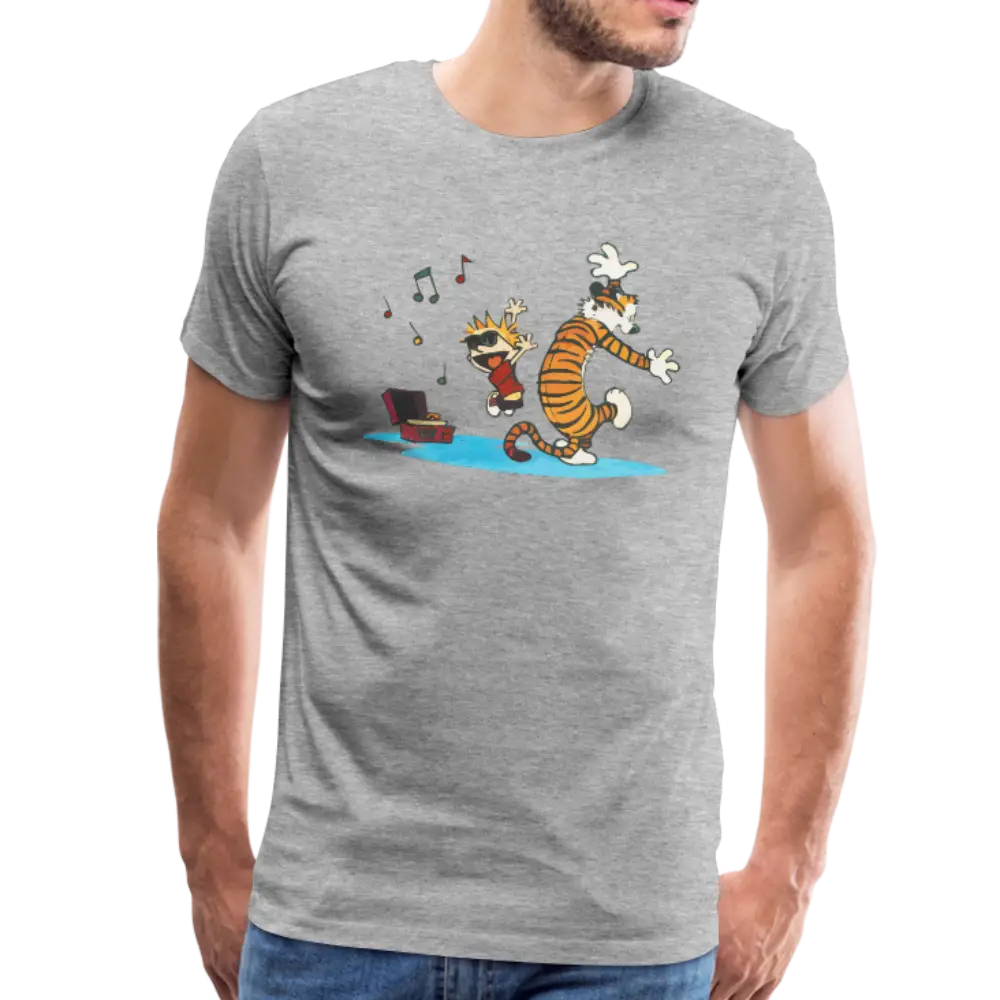 เสื้อยืด Calvin and Hobbes เต้นรำกับเครื่องเล่นแผ่นเสียง