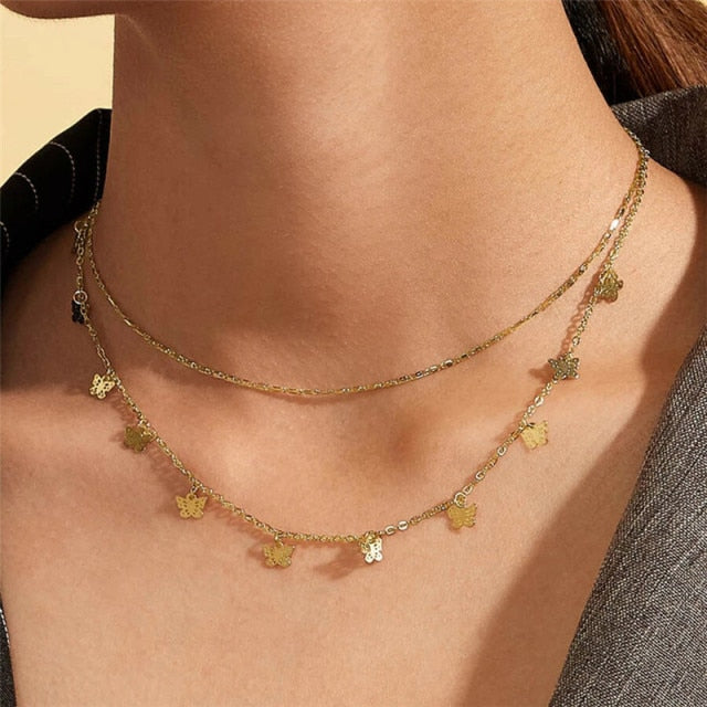 29 stylish Gold necklace on neck Gold chain Women's jewelry layered accesories